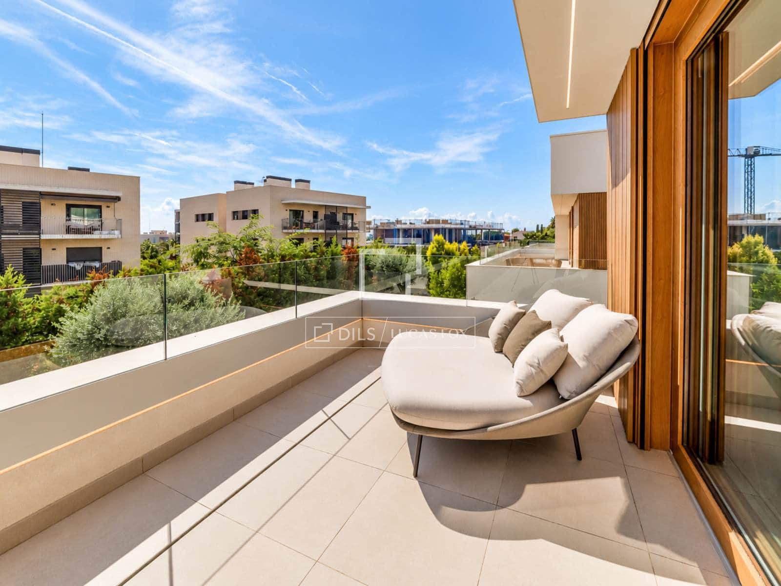 5 bedroom Villa for sale in Sitges with pool garage - € 2,890,000 (Ref: 10158315)