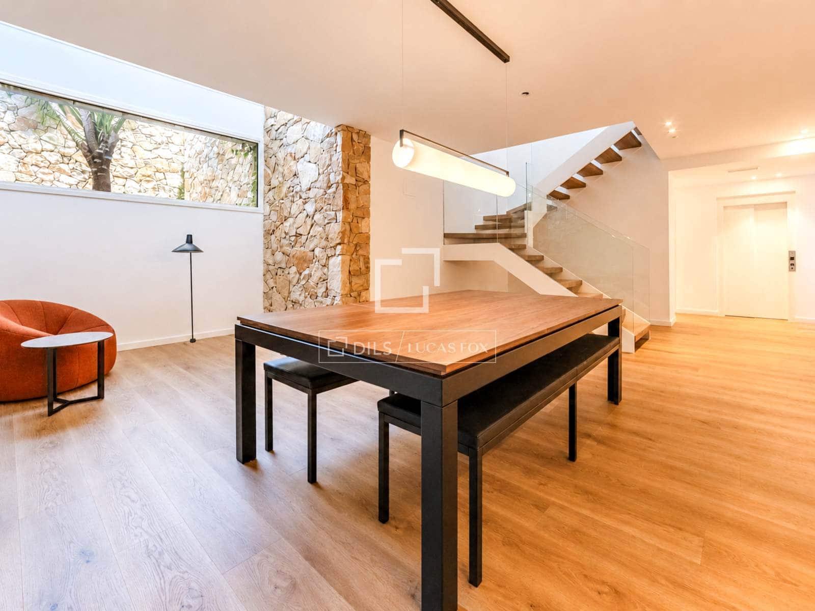 5 bedroom Villa for sale in Sitges with pool garage - € 2,890,000 (Ref: 10158315)