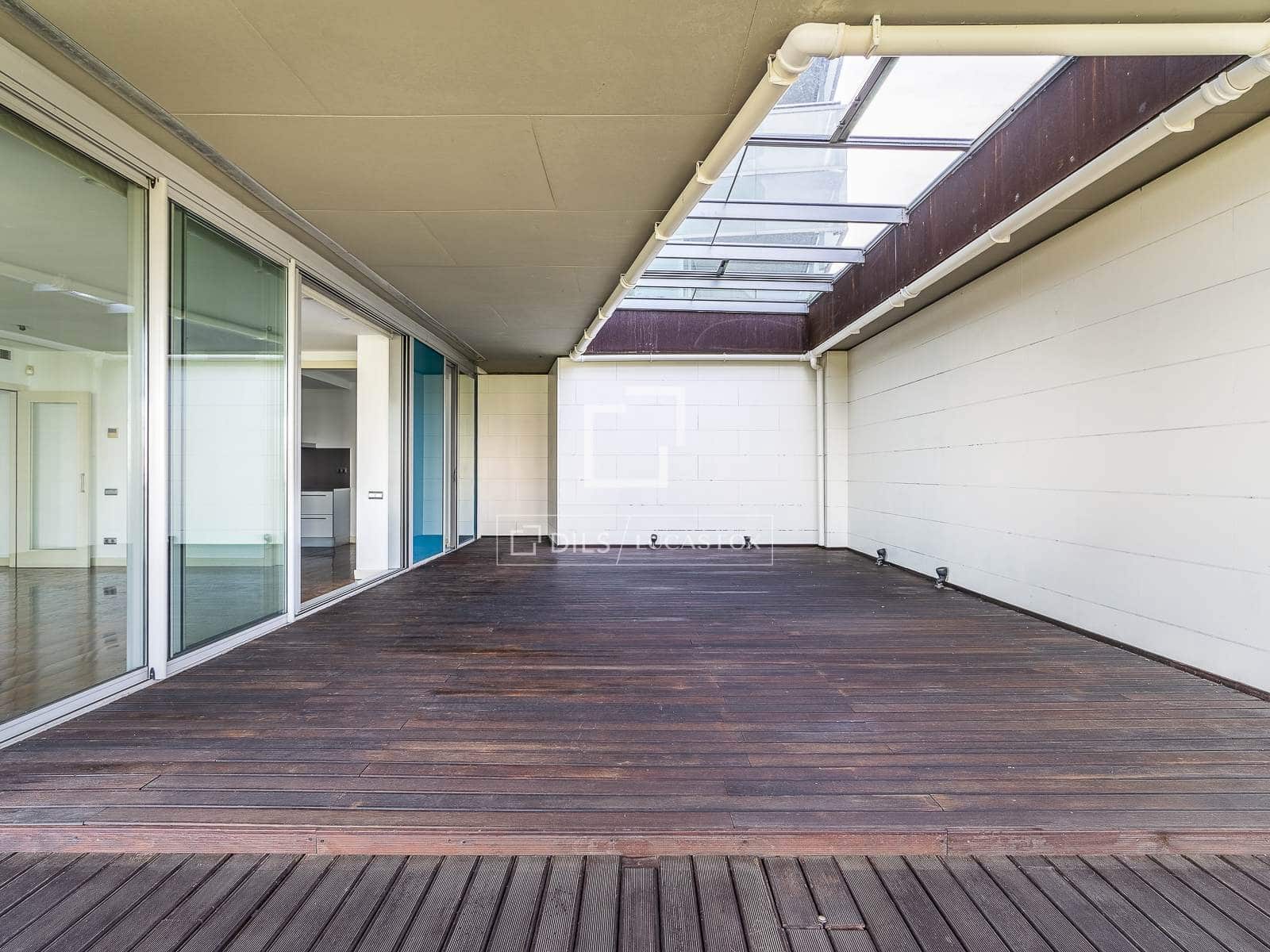 4 soverom Leilighet til salgs i Barcelona by med svømmebasseng garasje - € 1 430 000 (Ref: 10158316)