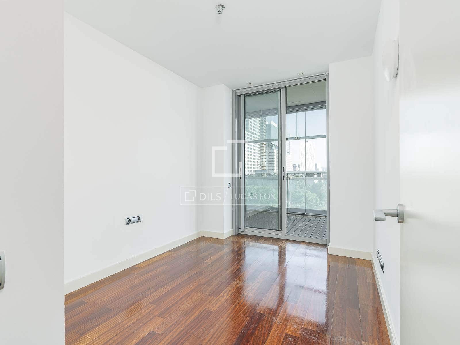 4 soverom Leilighet til salgs i Barcelona by med svømmebasseng garasje - € 1 430 000 (Ref: 10158316)