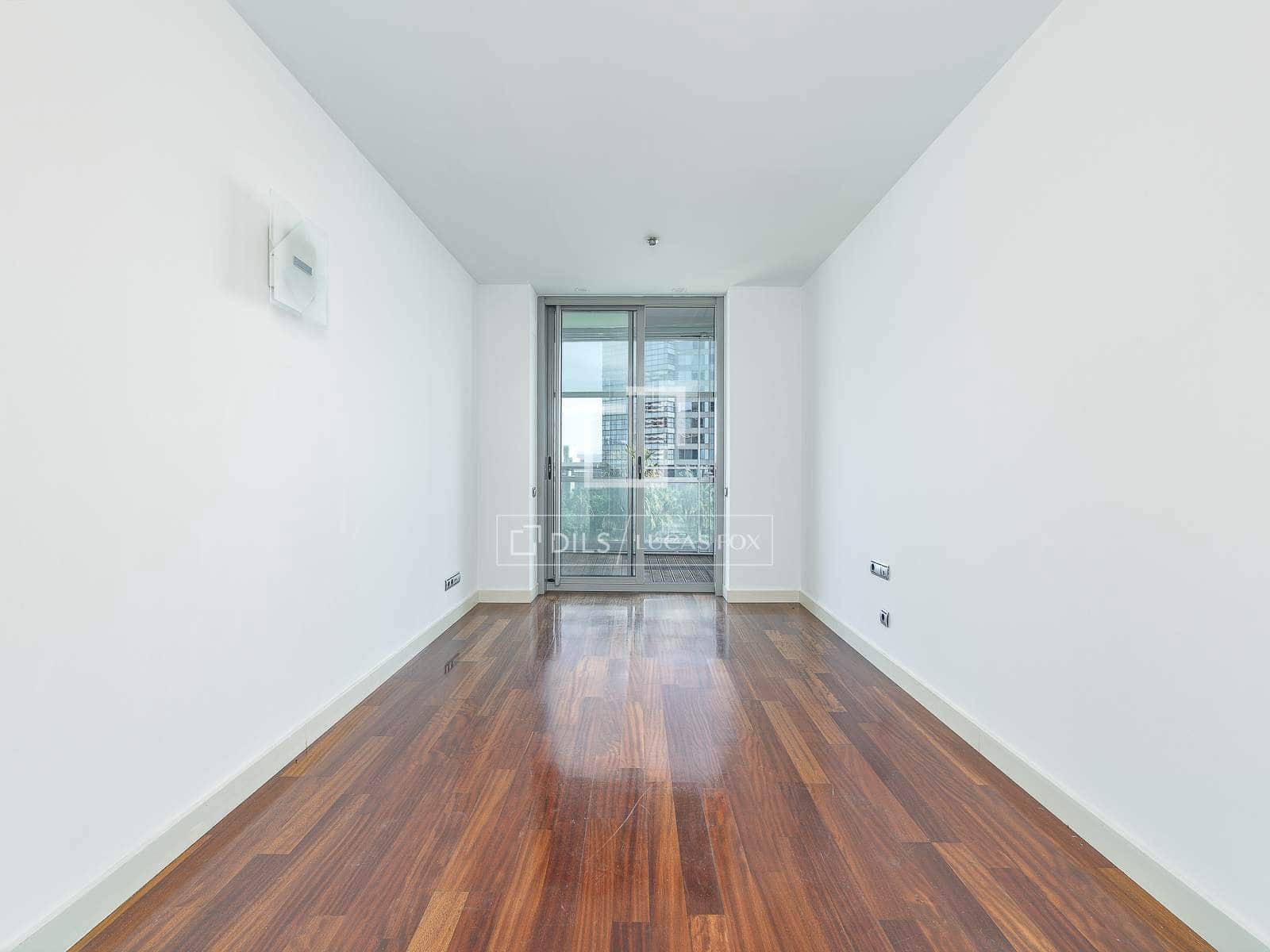 4 soverom Leilighet til salgs i Barcelona by med svømmebasseng garasje - € 1 430 000 (Ref: 10158316)