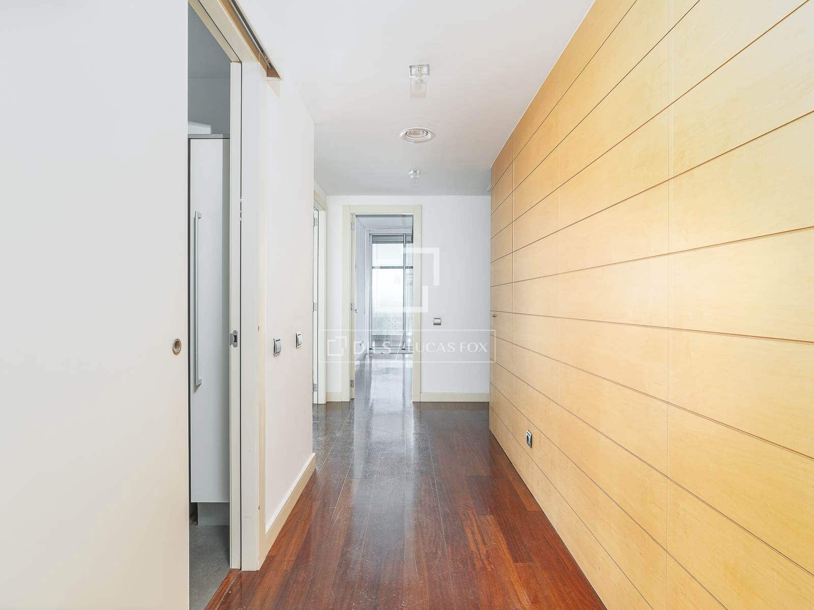 4 soverom Leilighet til salgs i Barcelona by med svømmebasseng garasje - € 1 430 000 (Ref: 10158316)