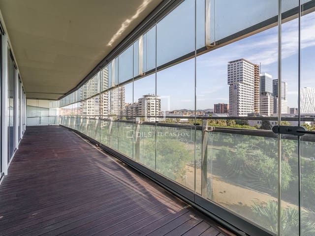 4 soverom Leilighet til salgs i Barcelona by med svømmebasseng garasje - € 1 430 000 (Ref: 10158316)