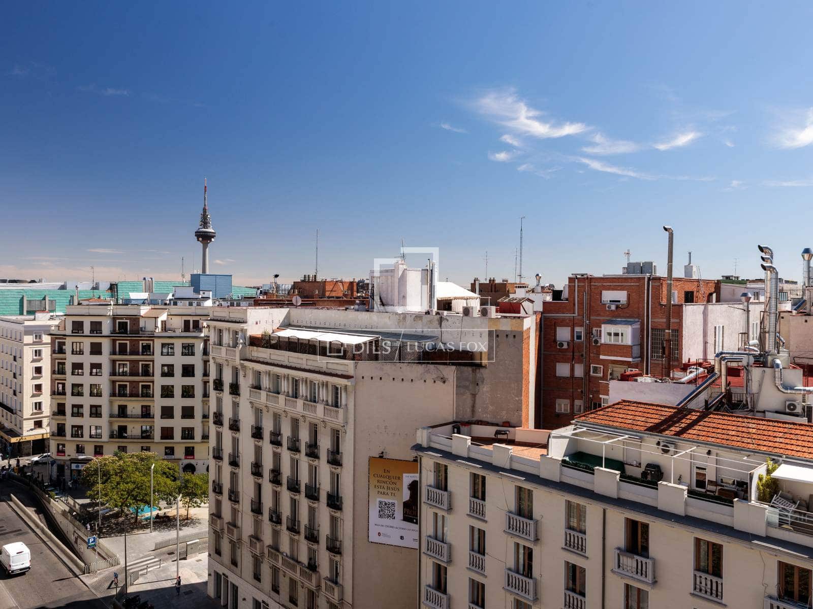 2 soveværelse Penthouse til salg i Madrid by - € 2.750.000 (Ref: 10158317)