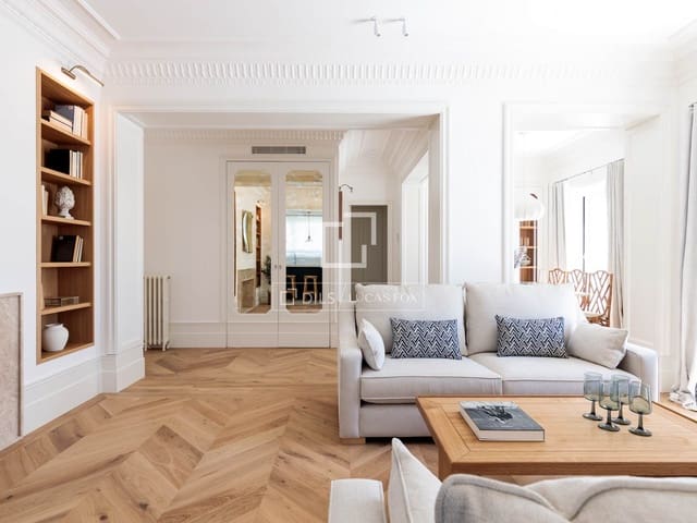 2 soveværelse Penthouse til salg i Goya, Madrid by - € 2.750.000 (Ref: 10158317)