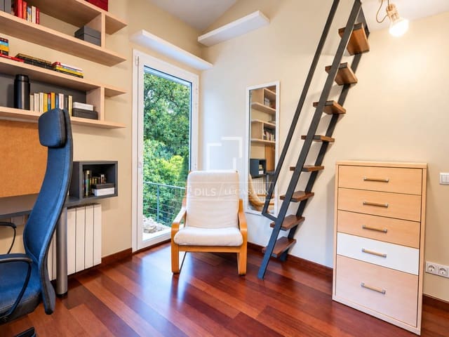 4 chambre Villa/Maison à vendre à Cerdanyola del Vallès - 880 000 € (Ref: 10158665)