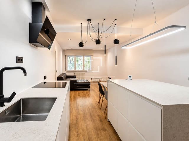 4 soverom Leilighet til salgs i Barcelona by - € 673 000 (Ref: 10158669)