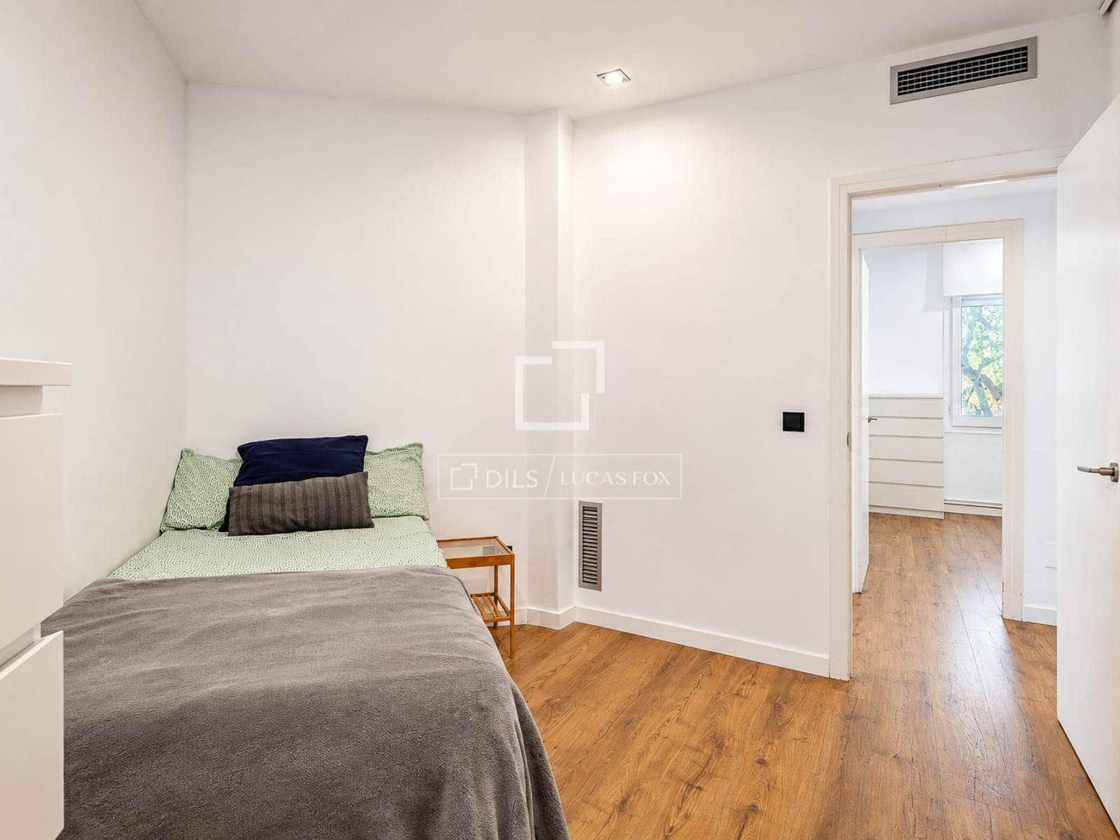 4 soverom Leilighet til salgs i Barcelona by - € 673 000 (Ref: 10158669)