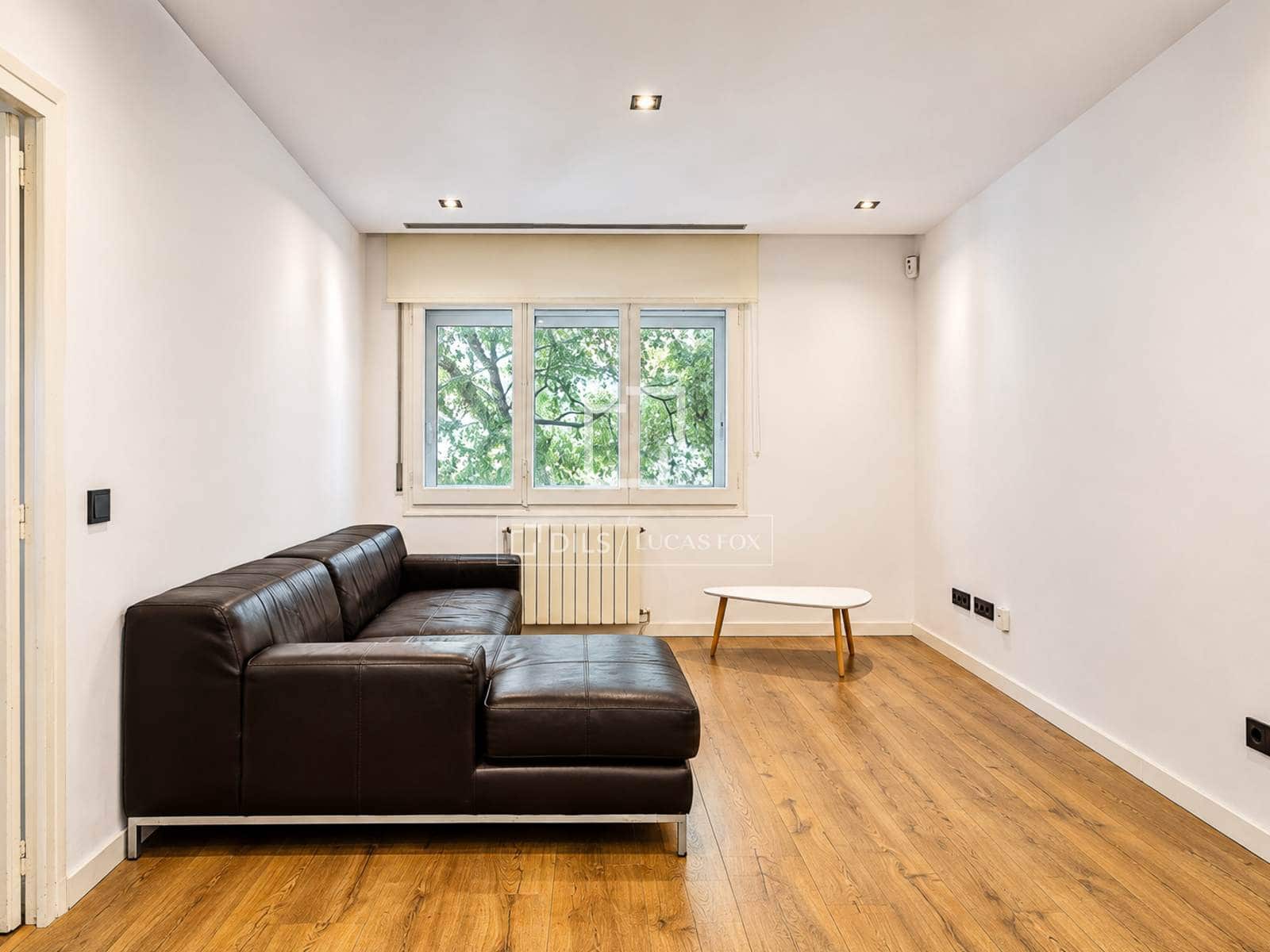 4 soverom Leilighet til salgs i Barcelona by - € 673 000 (Ref: 10158669)