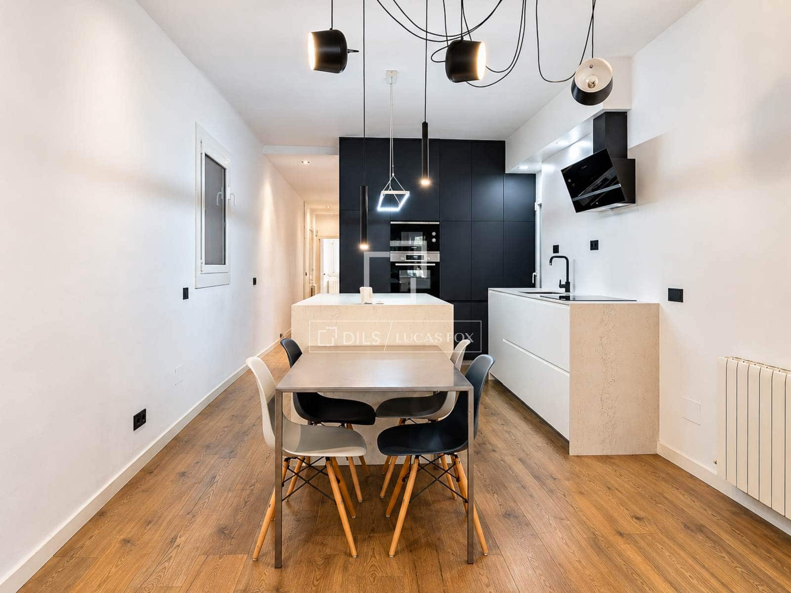 4 soverom Leilighet til salgs i Barcelona by - € 673 000 (Ref: 10158669)