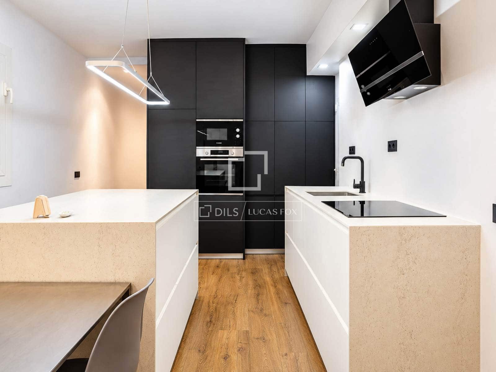 4 soverom Leilighet til salgs i Barcelona by - € 673 000 (Ref: 10158669)