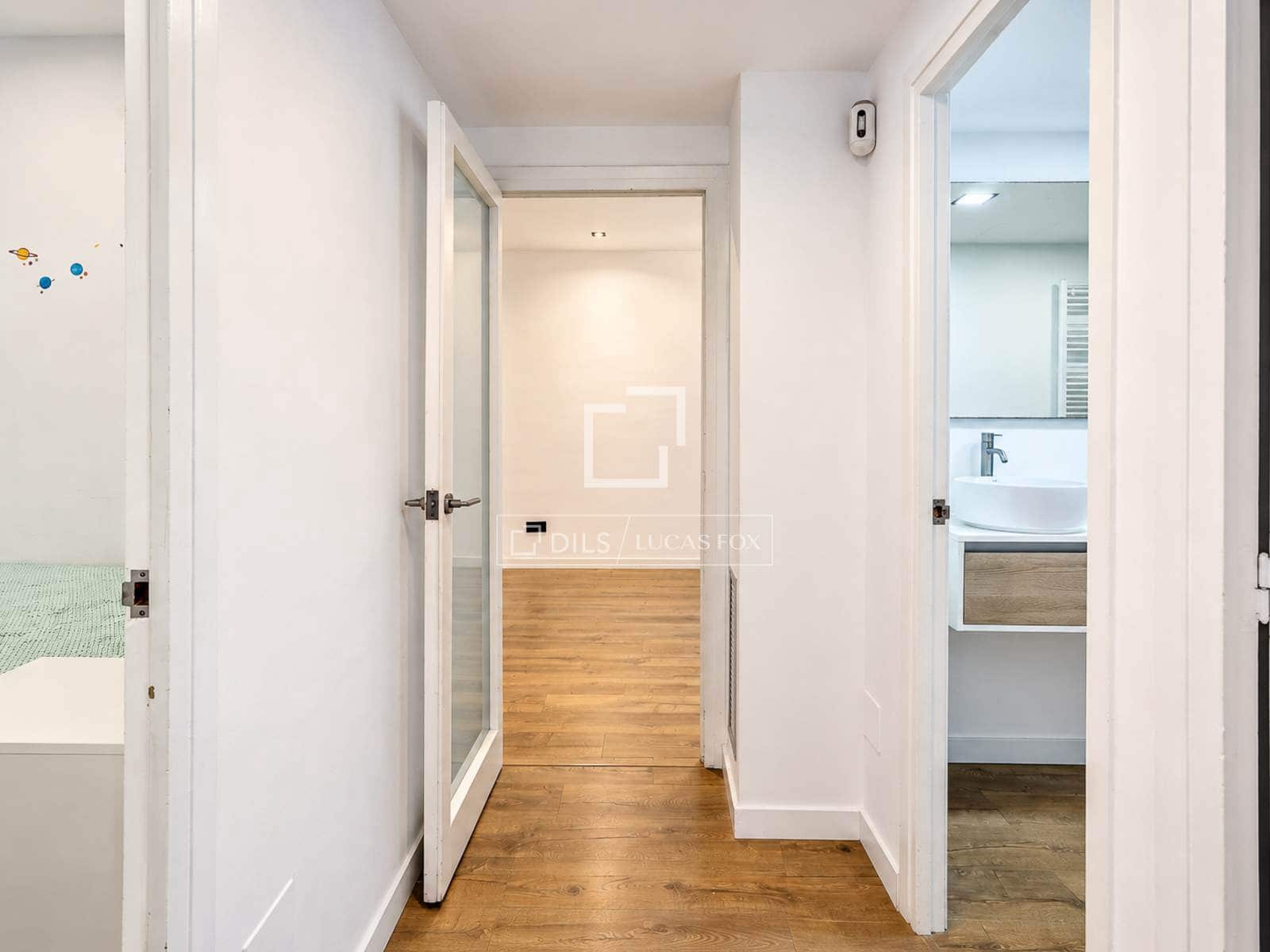 4 soverom Leilighet til salgs i Barcelona by - € 673 000 (Ref: 10158669)