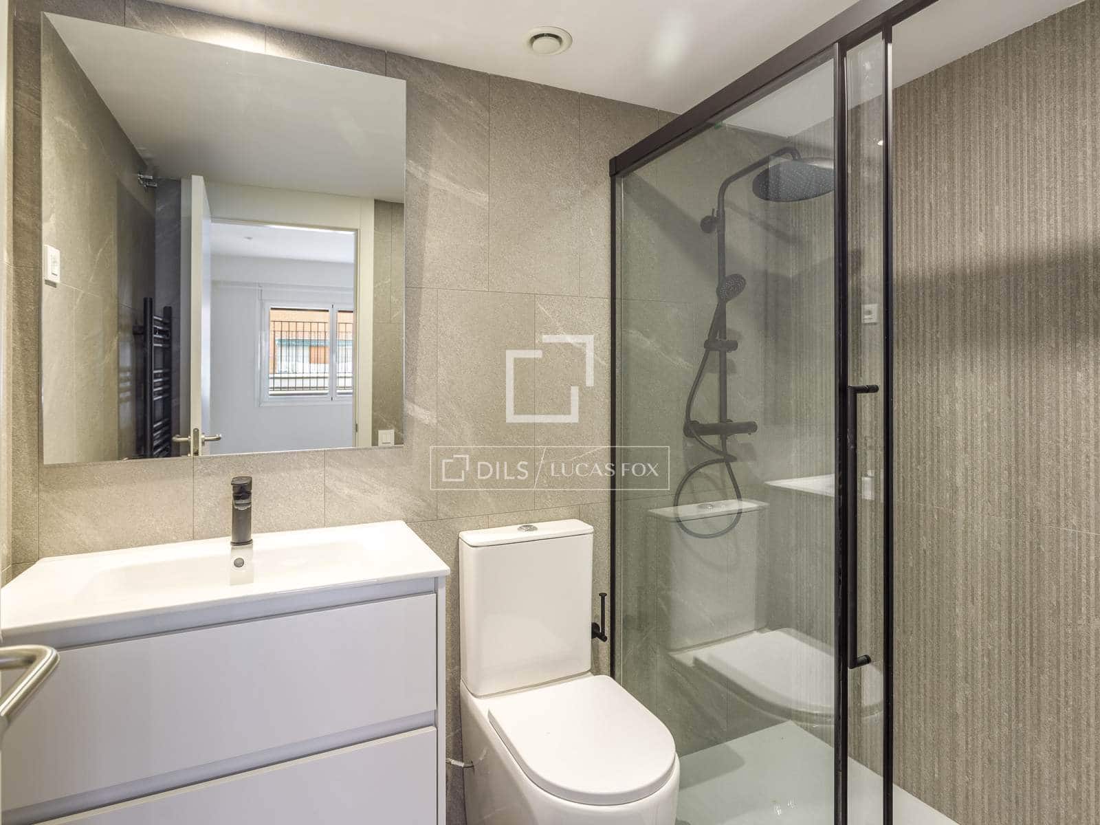 2 bedroom Apartment for rent in Madrid city with garage - € 1,650 (Ref: 10158671)