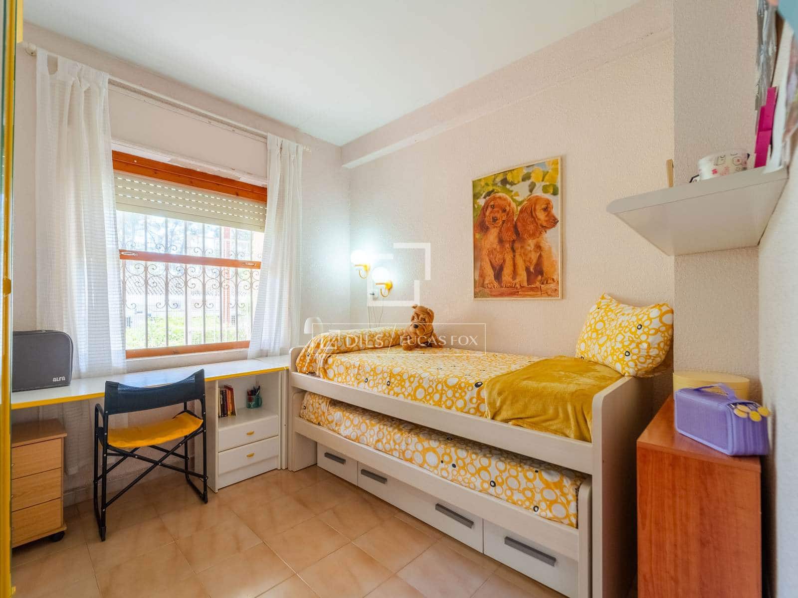 3 slaapkamer Villa te koop in L'Eliana met zwembad garage - € 890.000 (Ref: 10158675)
