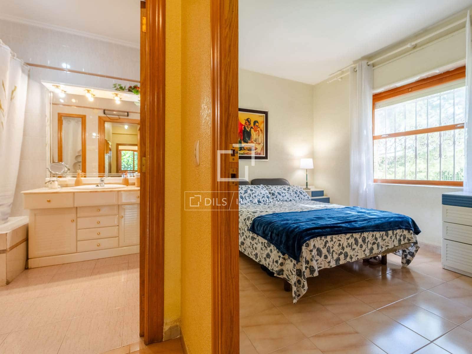 3 slaapkamer Villa te koop in L'Eliana met zwembad garage - € 890.000 (Ref: 10158675)