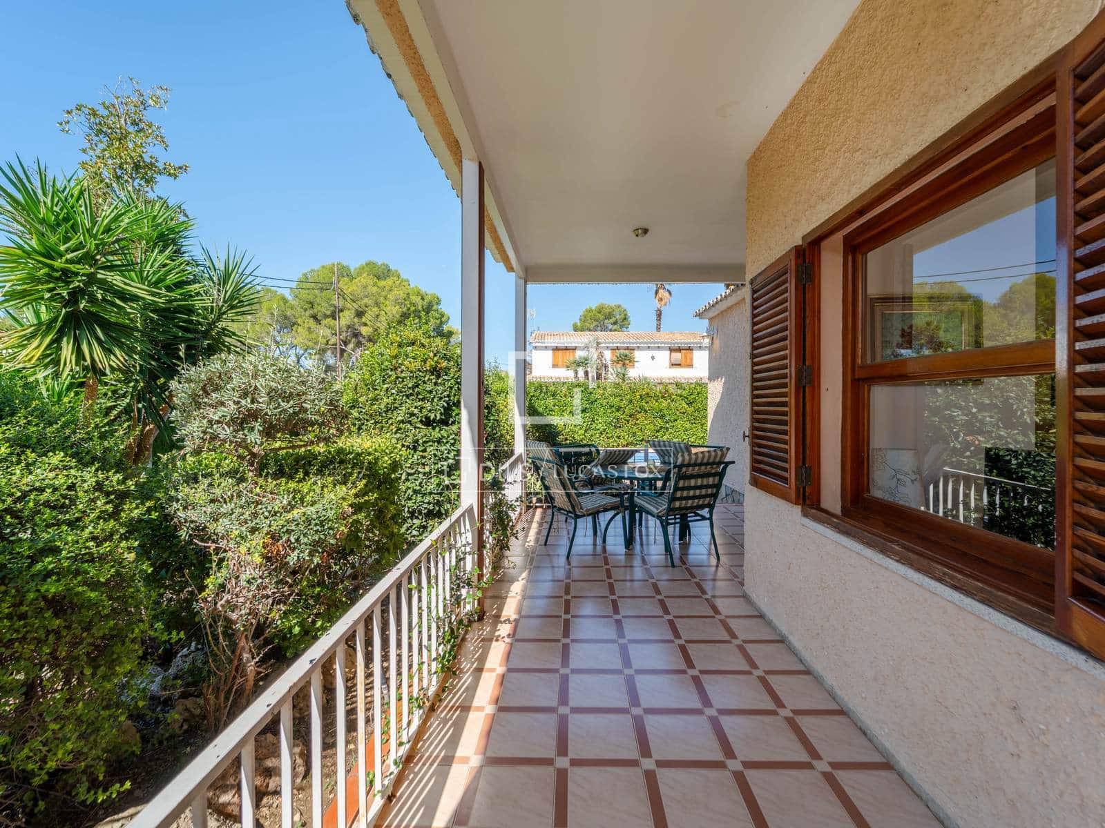 3 slaapkamer Villa te koop in L'Eliana met zwembad garage - € 890.000 (Ref: 10158675)