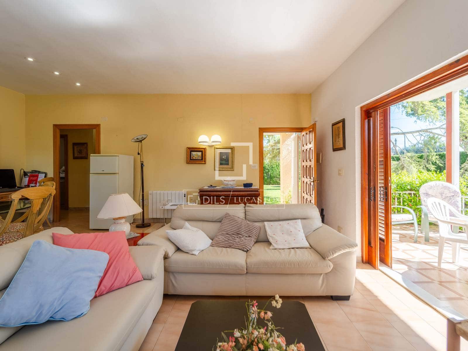 3 slaapkamer Villa te koop in L'Eliana met zwembad garage - € 890.000 (Ref: 10158675)