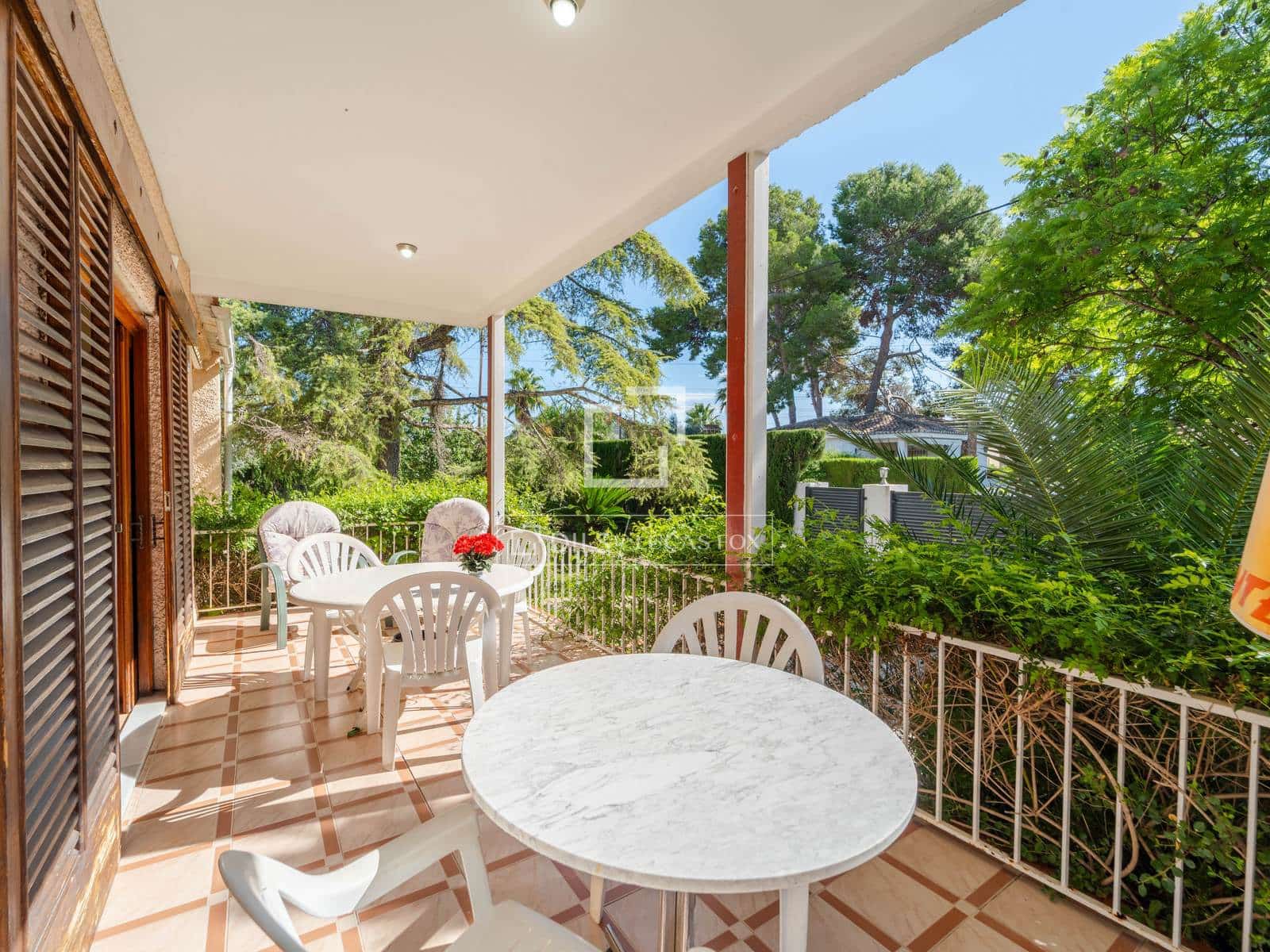 3 slaapkamer Villa te koop in L'Eliana met zwembad garage - € 890.000 (Ref: 10158675)
