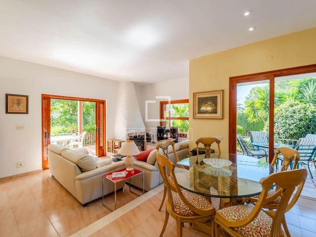 3 slaapkamer Villa te koop in L'Eliana met zwembad garage - € 890.000 (Ref: 10158675)
