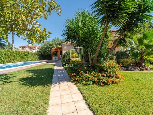 3 slaapkamer Villa te koop in L'Eliana met zwembad garage - € 890.000 (Ref: 10158675)