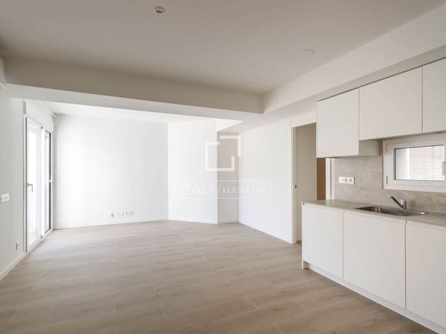 2 soveværelse Lejlighed til leje i Madrid by med garage - € 1.550 (Ref: 10159925)