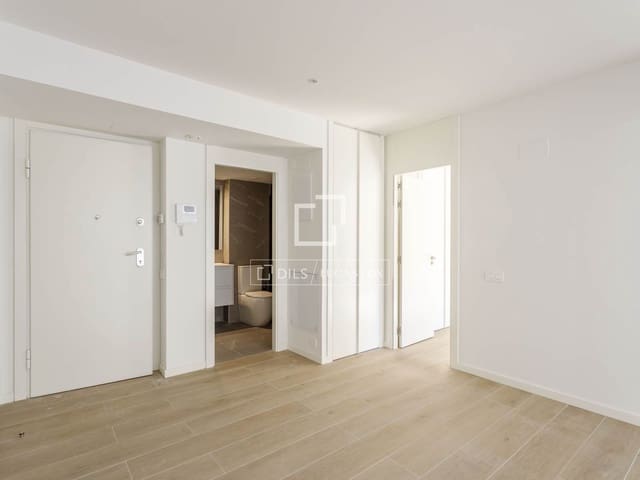 2 soveværelse Lejlighed til leje i Madrid by med garage - € 1.550 (Ref: 10159925)