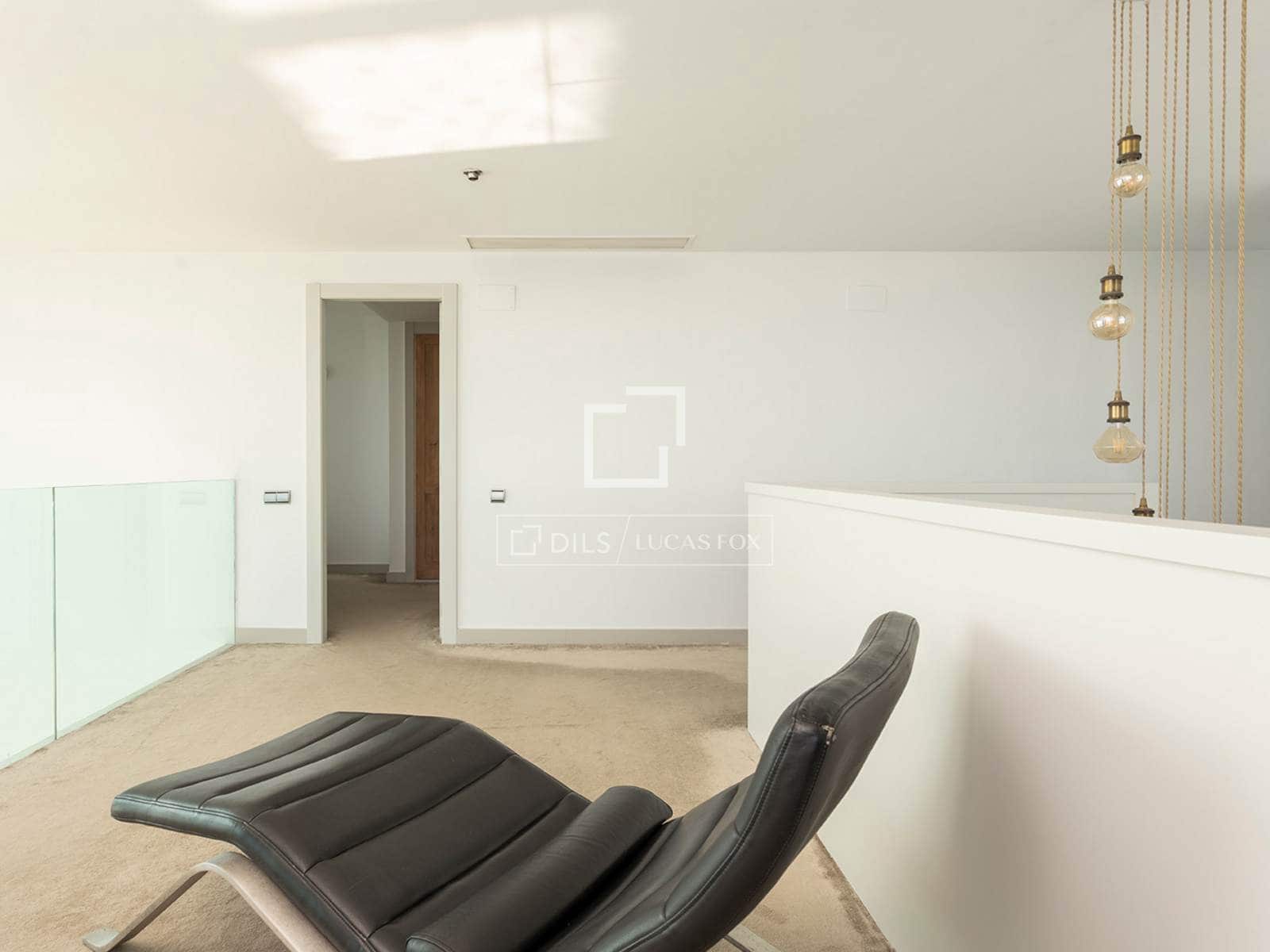 3 makuuhuone Kattohuoneisto vuokrattavana paikassa Barcelona kaupunki mukana uima-altaan - 8 500 € (Ref: 10160060)