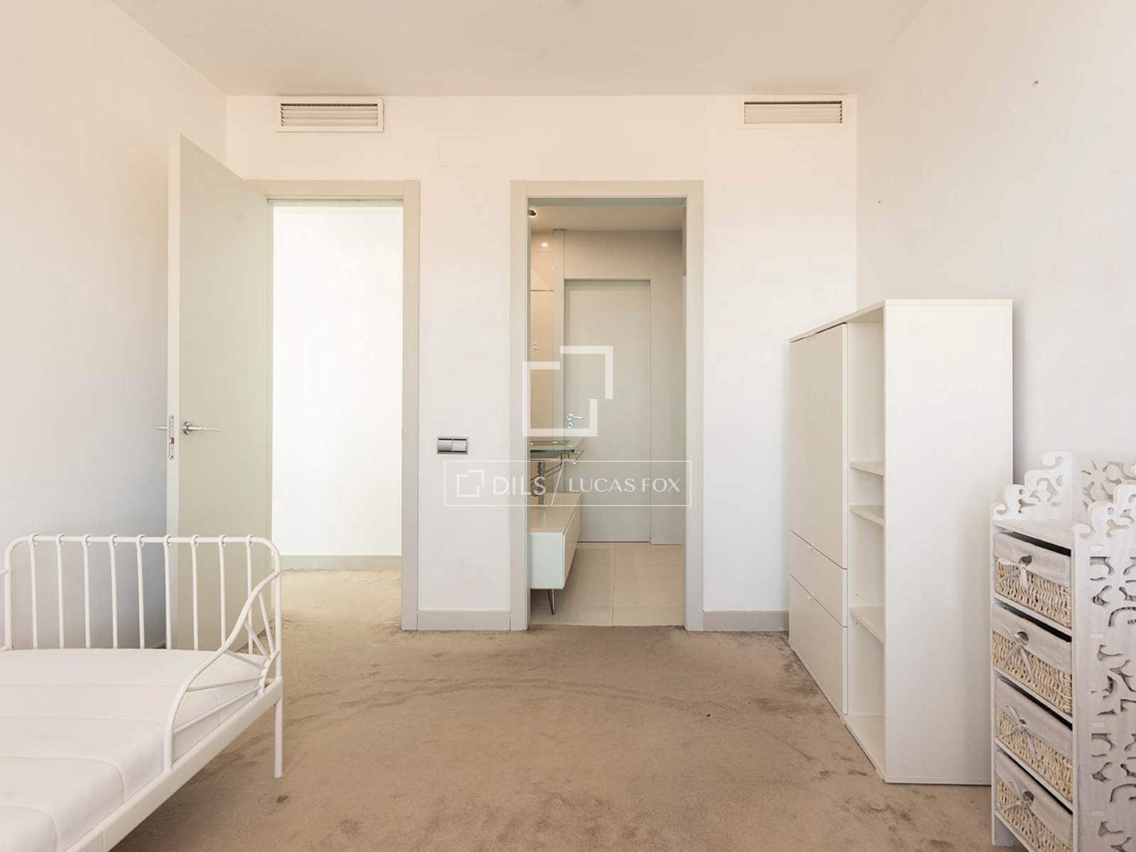 3 makuuhuone Kattohuoneisto vuokrattavana paikassa Barcelona kaupunki mukana uima-altaan - 8 500 € (Ref: 10160060)