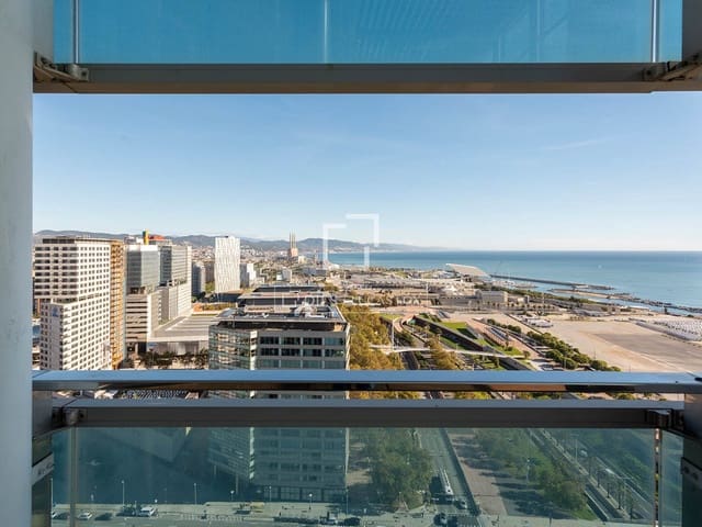 3 makuuhuone Kattohuoneisto vuokrattavana paikassa Barcelona kaupunki mukana uima-altaan - 8 500 € (Ref: 10160060)