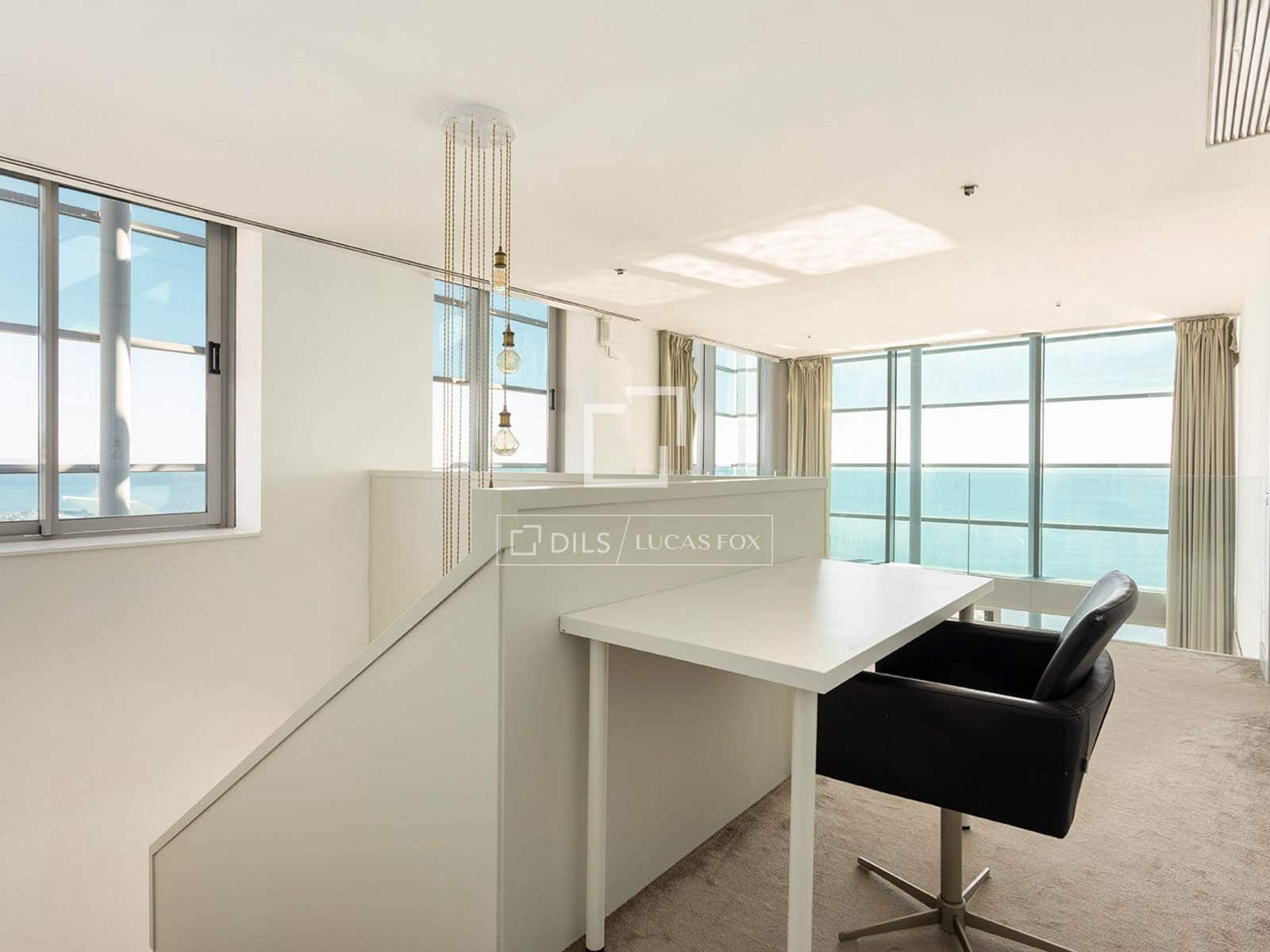 3 makuuhuone Kattohuoneisto vuokrattavana paikassa Barcelona kaupunki mukana uima-altaan - 8 500 € (Ref: 10160060)