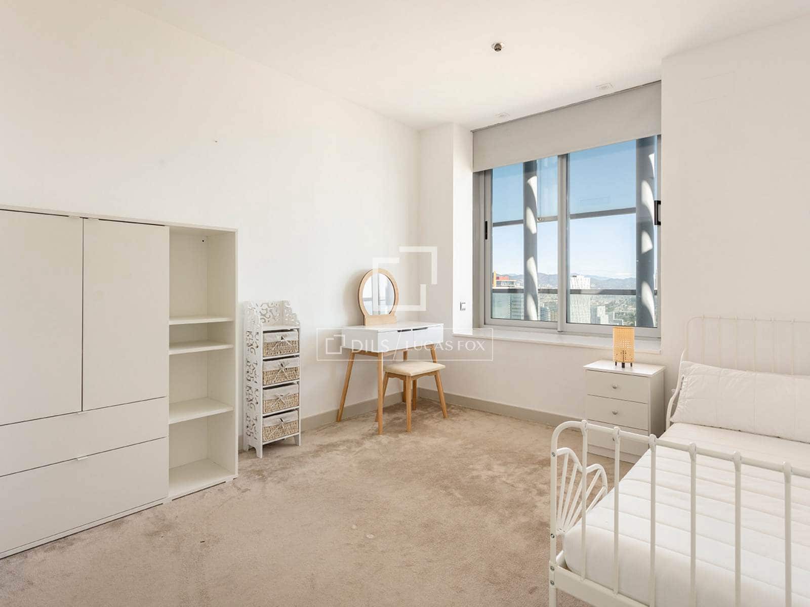 3 makuuhuone Kattohuoneisto vuokrattavana paikassa Barcelona kaupunki mukana uima-altaan - 8 500 € (Ref: 10160060)