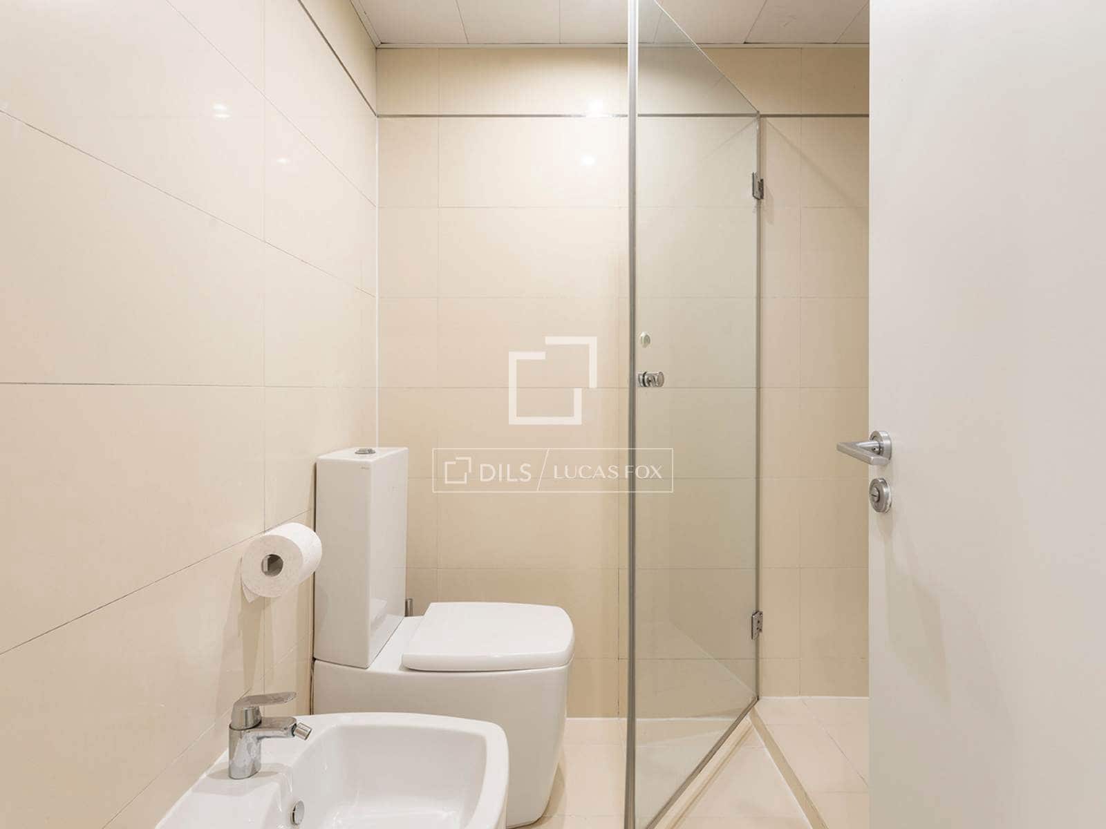 3 makuuhuone Kattohuoneisto vuokrattavana paikassa Barcelona kaupunki mukana uima-altaan - 8 500 € (Ref: 10160060)