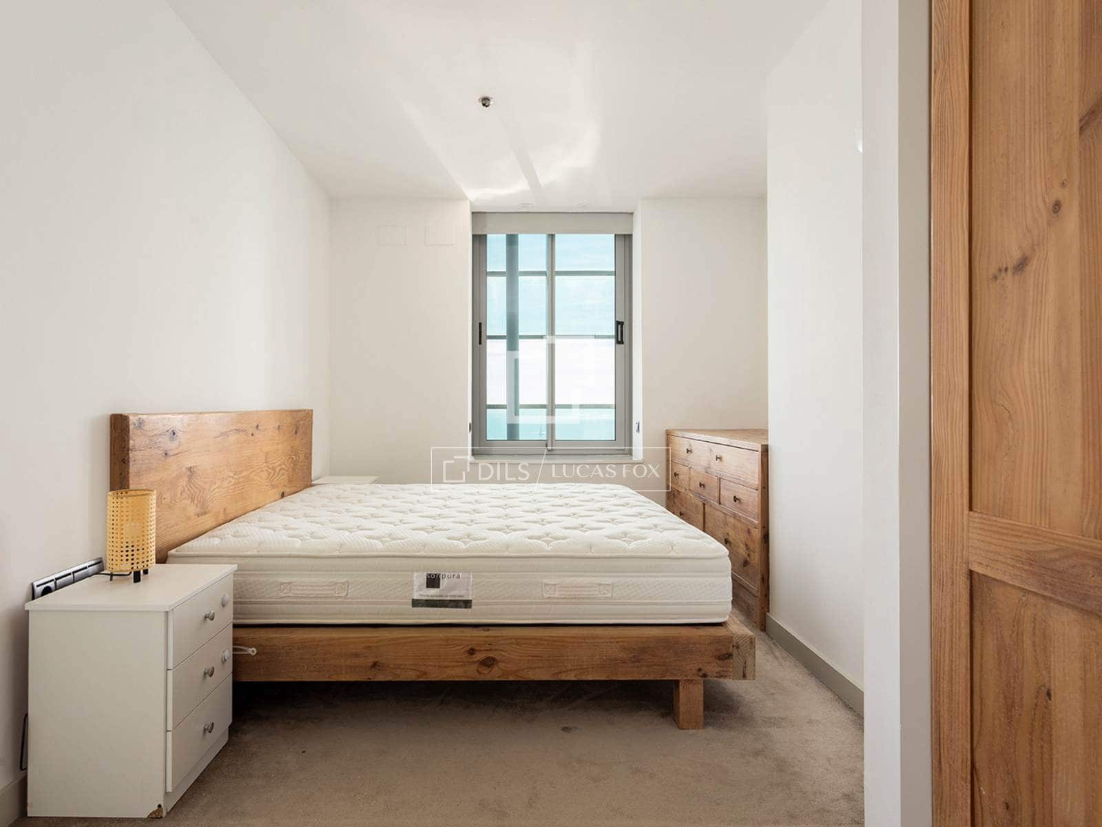 3 makuuhuone Kattohuoneisto vuokrattavana paikassa Barcelona kaupunki mukana uima-altaan - 8 500 € (Ref: 10160060)