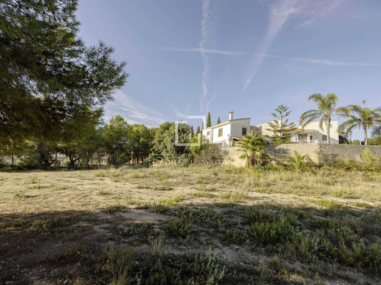 5 bedroom Villa for sale in Torrent with pool garage - € 639,450 (Ref: 10160062)