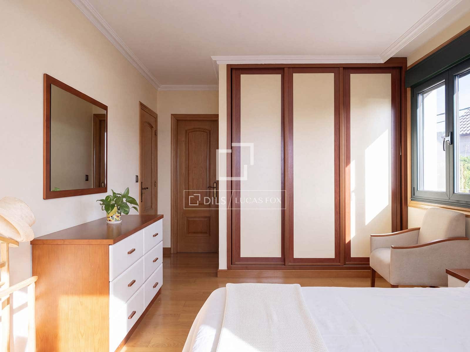 4 sypialnia Willa na sprzedaż w Moana z garażem - 565 000 € (Ref: 10160063)