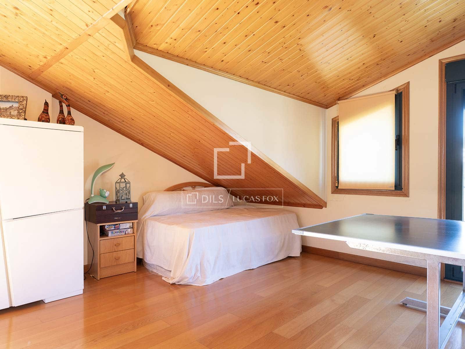 4 sypialnia Willa na sprzedaż w Moana z garażem - 565 000 € (Ref: 10160063)