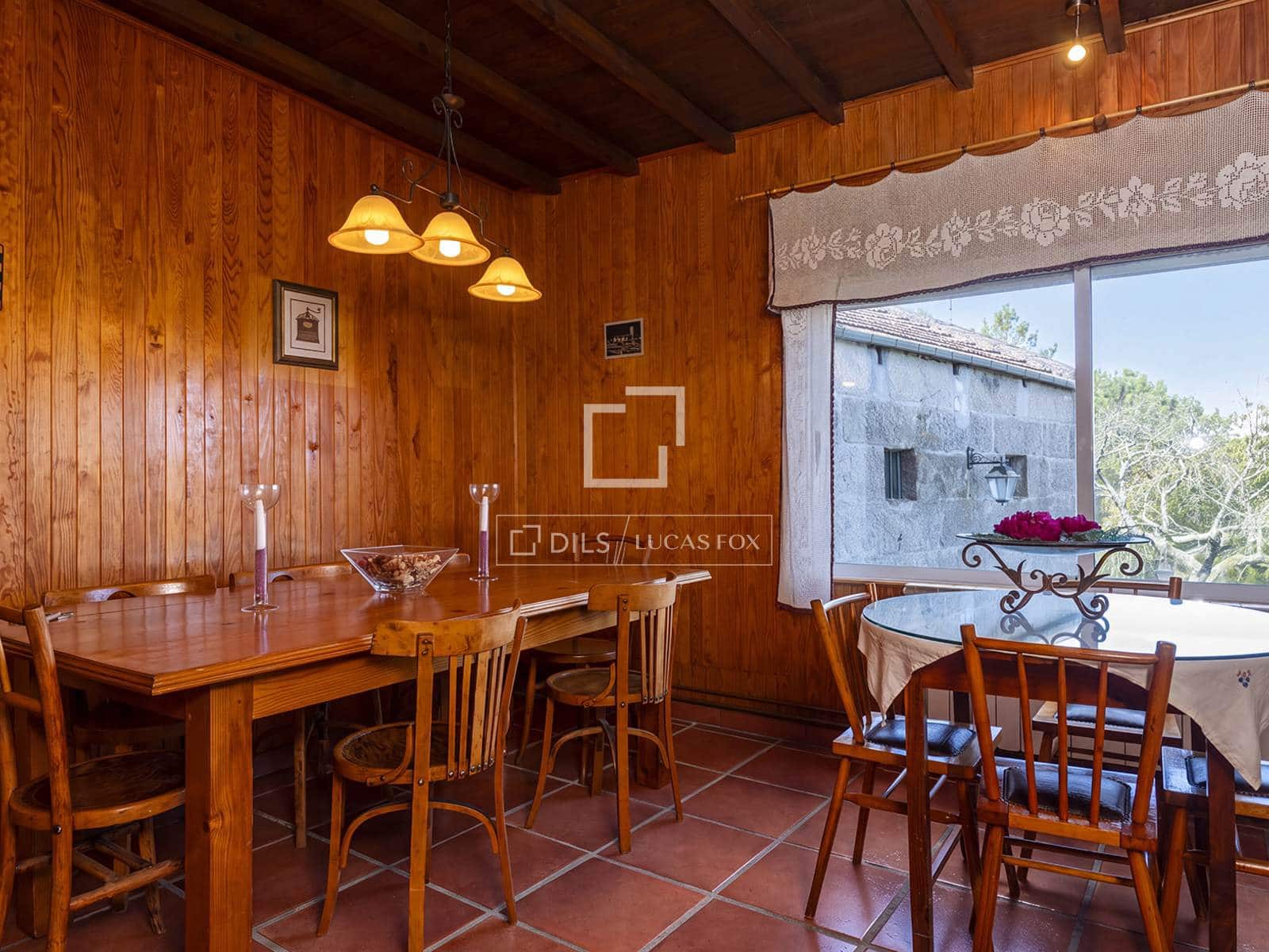 4 sovrum Villa till salu i Amoeiro med garage - 325 000 € (Ref: 10160064)