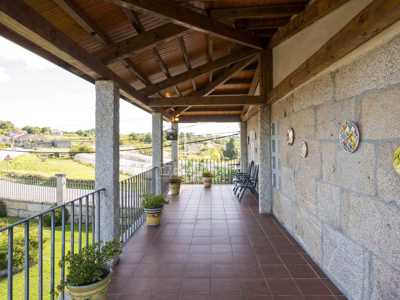 4 sovrum Villa till salu i Amoeiro med garage - 325 000 € (Ref: 10160064)
