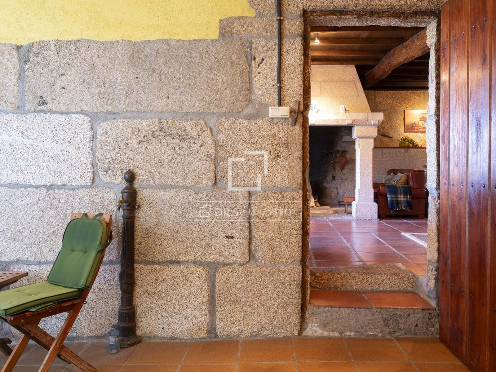 4 sovrum Villa till salu i Amoeiro med garage - 325 000 € (Ref: 10160064)