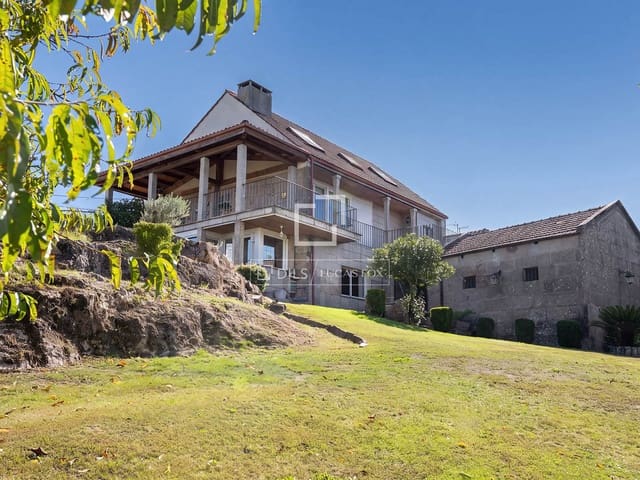 4 sovrum Villa till salu i Amoeiro med garage - 325 000 € (Ref: 10160064)