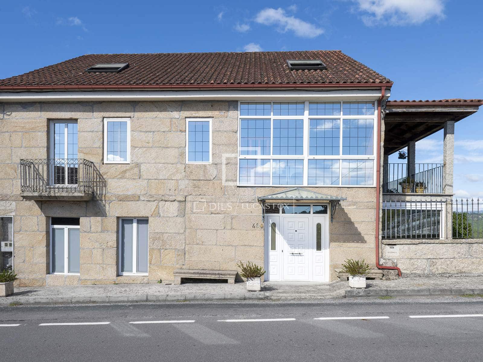 4 sovrum Villa till salu i Amoeiro med garage - 325 000 € (Ref: 10160064)