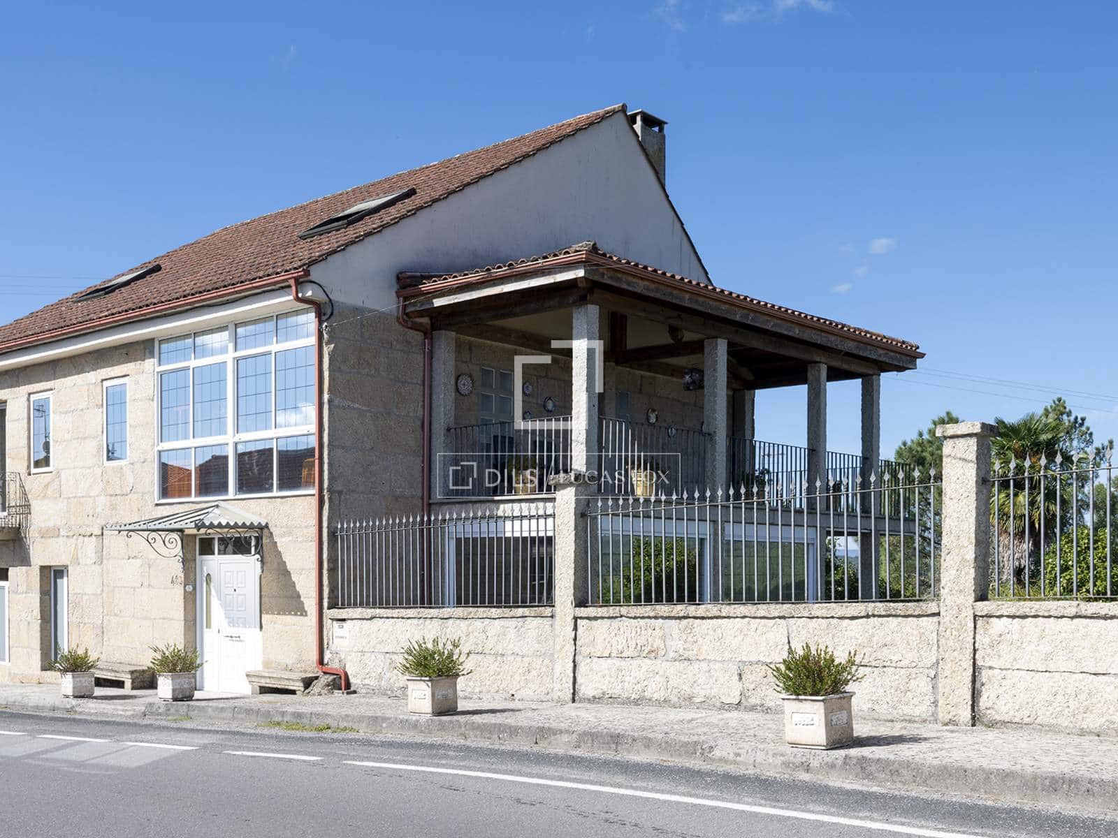 4 sovrum Villa till salu i Amoeiro med garage - 325 000 € (Ref: 10160064)