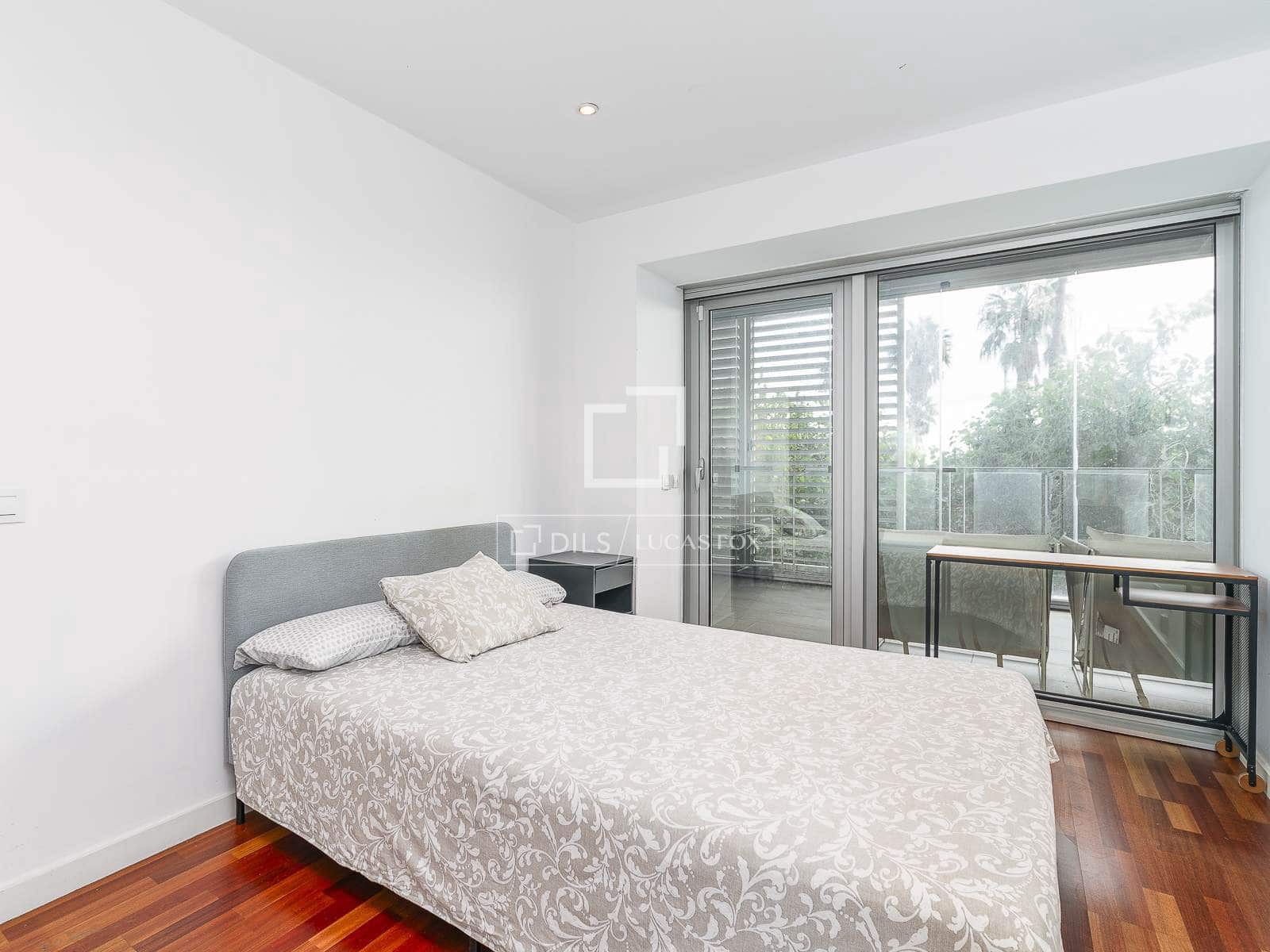2 sypialnia Apartament na sprzedaż w Miasto Barcelona z basenem - 885 000 € (Ref: 10160065)