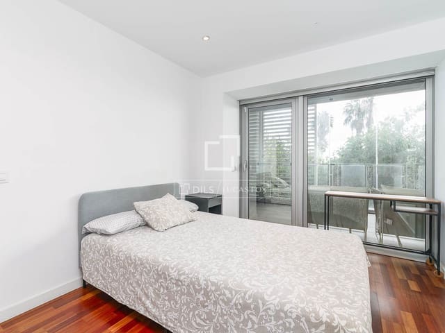 2 sypialnia Apartament na sprzedaż w Miasto Barcelona z basenem - 885 000 € (Ref: 10160065)