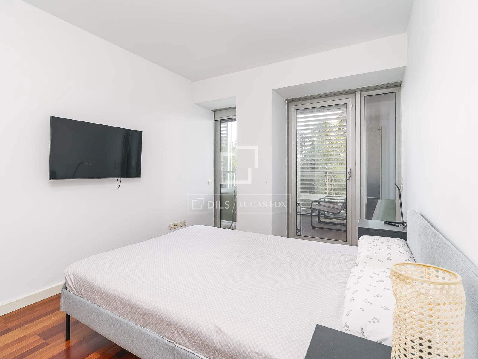 2 sypialnia Apartament na sprzedaż w Miasto Barcelona z basenem - 885 000 € (Ref: 10160065)