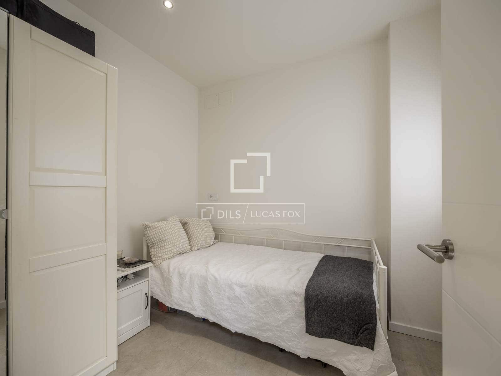 3 soverom Leilighet til salgs i Valencia by med svømmebasseng - € 439 000 (Ref: 10160066)