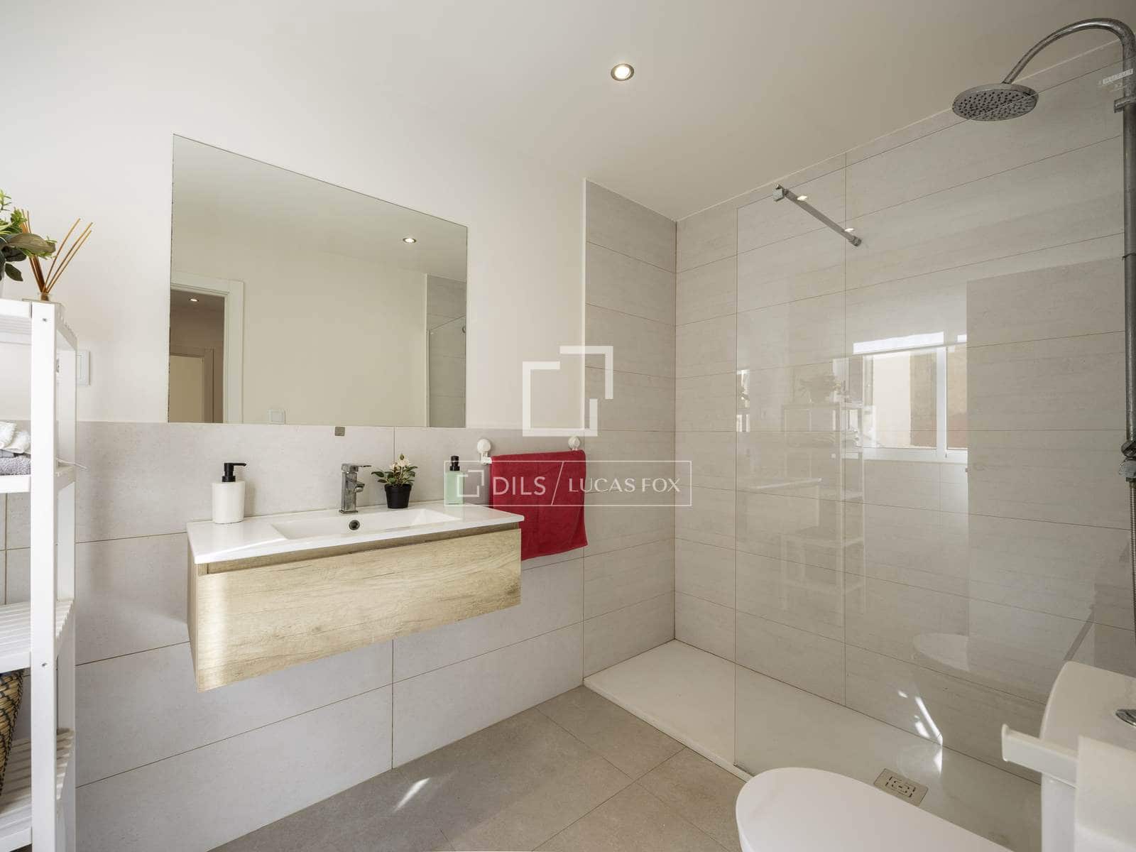 3 soverom Leilighet til salgs i Valencia by med svømmebasseng - € 439 000 (Ref: 10160066)