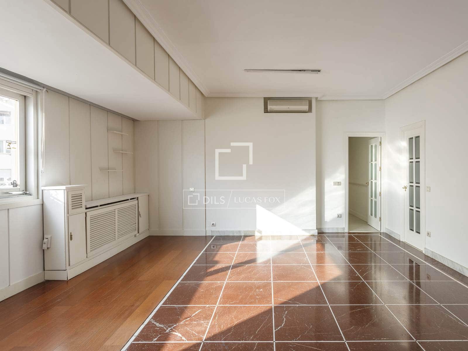 6 soveværelse Lejlighed til leje i Madrid by med garage - € 6.500 (Ref: 10160234)