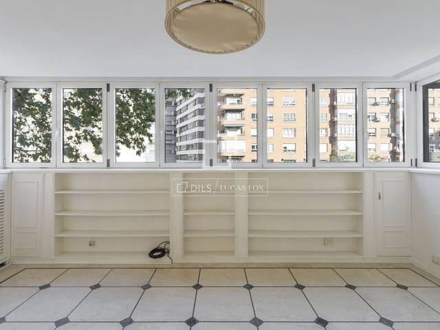 6 soveværelse Lejlighed til leje i Guindalera, Madrid by med garage - € 6.500 (Ref: 10160234)