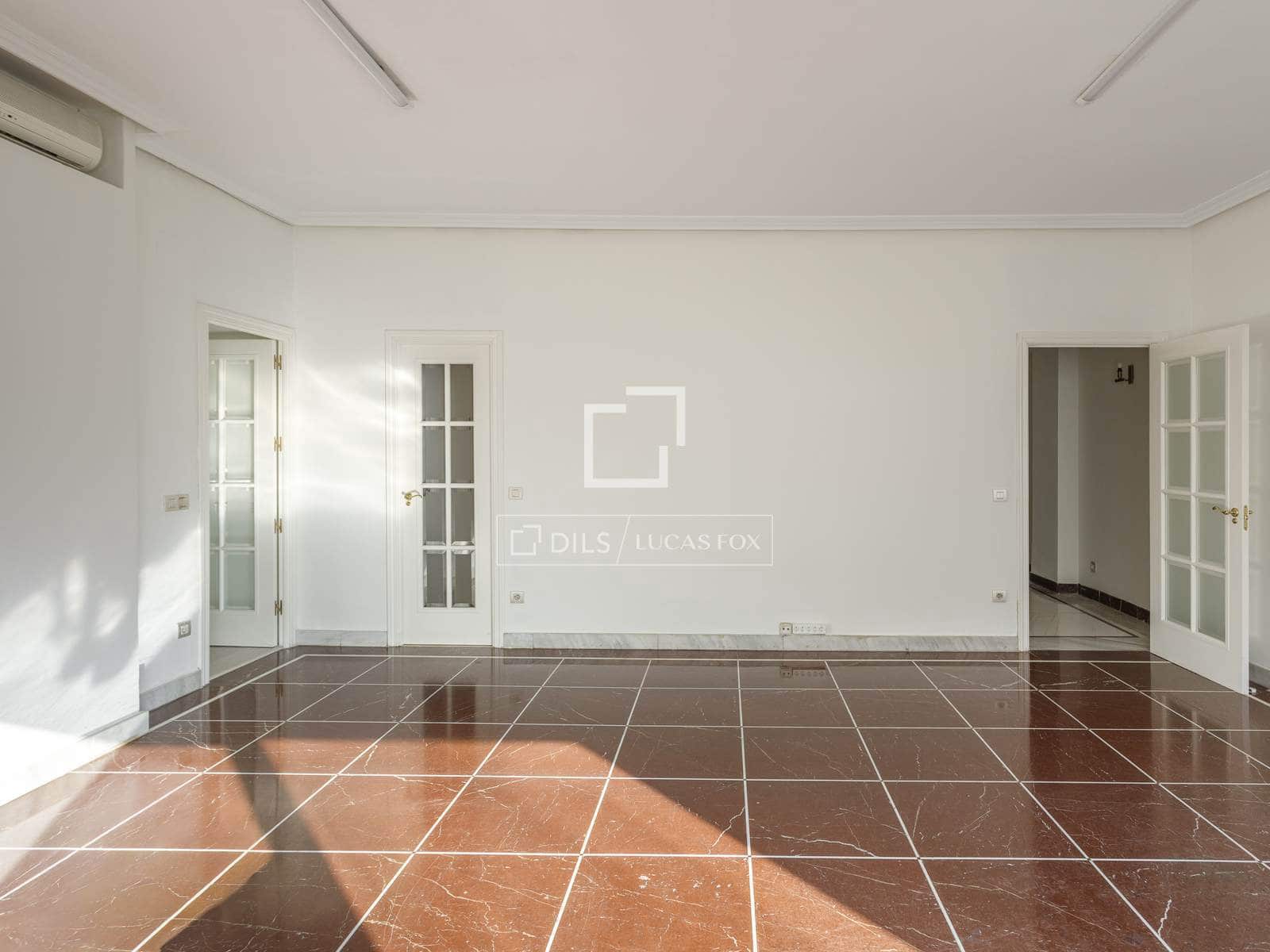 6 soveværelse Lejlighed til leje i Madrid by med garage - € 6.500 (Ref: 10160234)